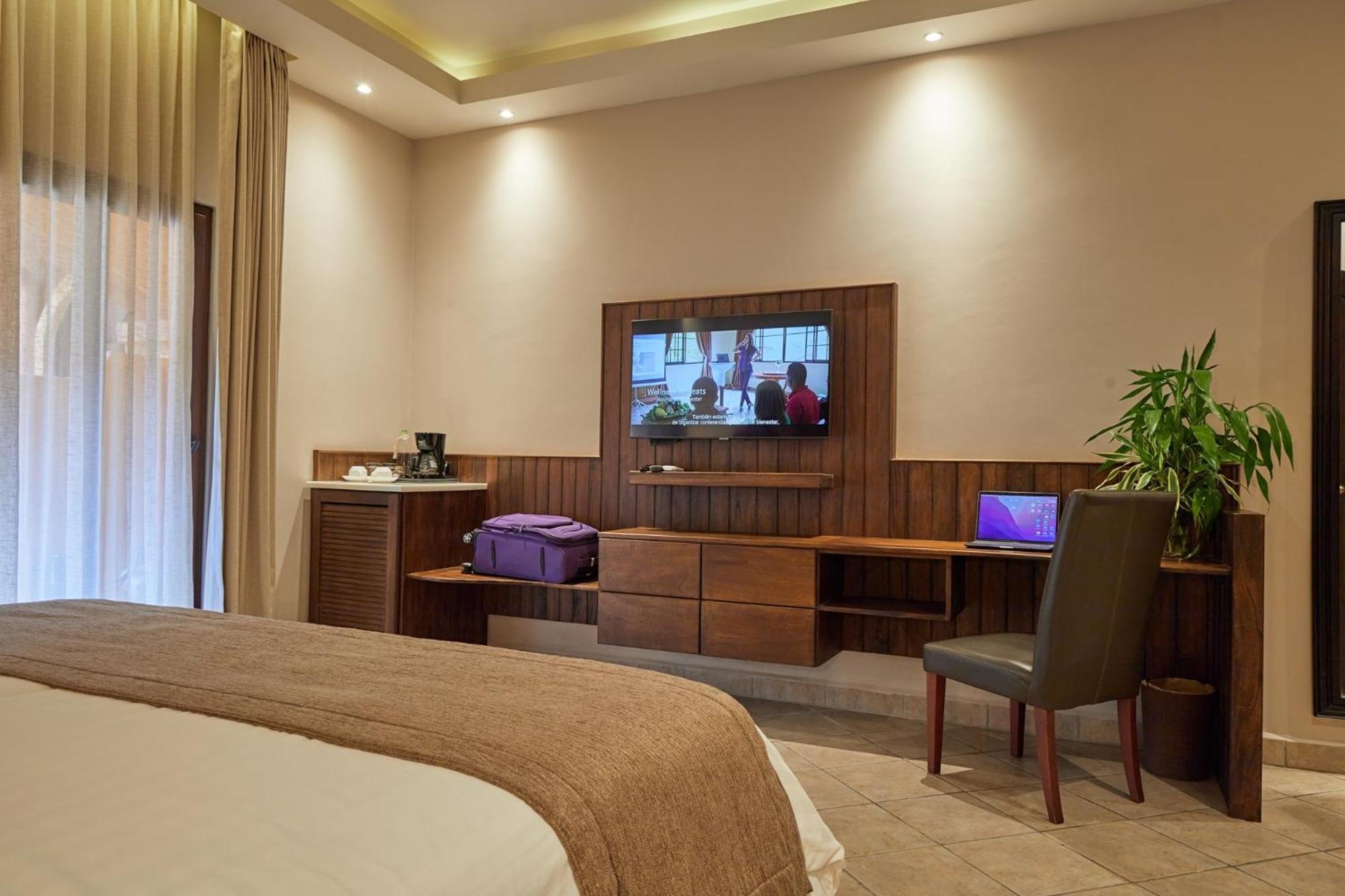 Valle Escondido Wellness Resort 보케테 외부 사진